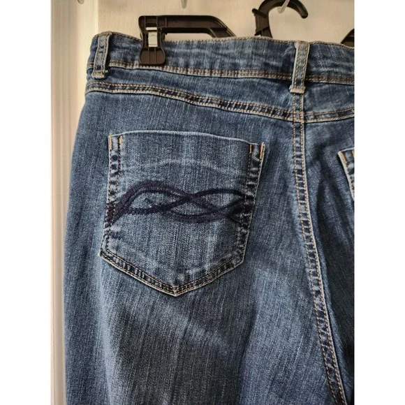 Gloria Vanderbilt Womens Slimming Effect High Rise Capri Pants Blue Stretch Sz 8 - Picture 6 of 11